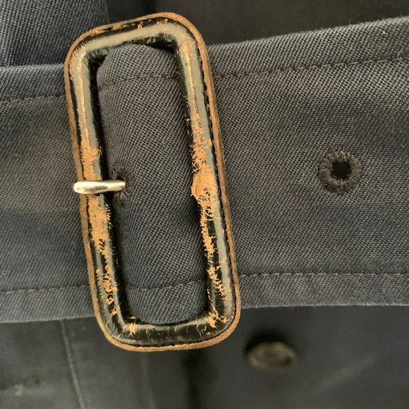 Vintage Burberry Navy Trench Coat - Picture 8 of 9